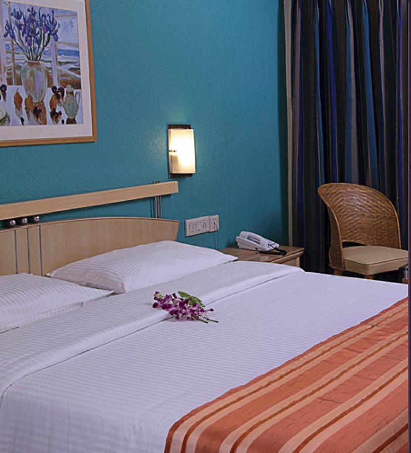 The Royal Orchid Hotel, Chembur مومباي المظهر الخارجي الصورة