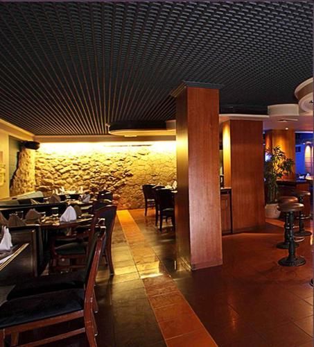 The Royal Orchid Hotel, Chembur مومباي المظهر الخارجي الصورة